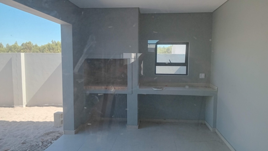 4 Bedroom Property for Sale in Sandown Western Cape